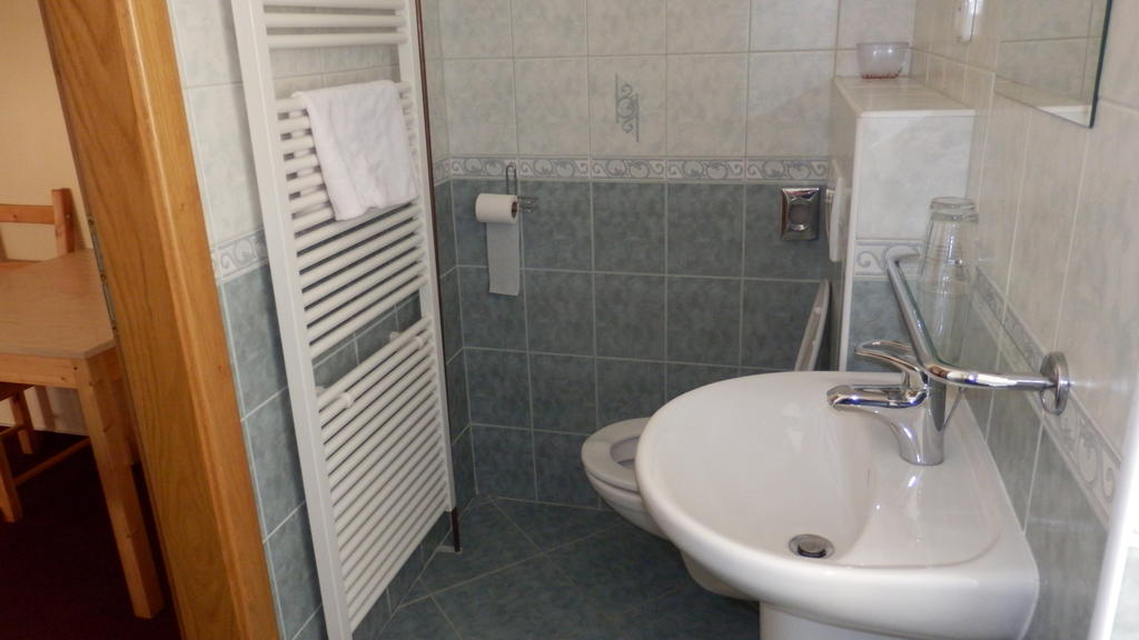 Penzion Pod Zvonem Hynčice pod Sušinou Kamer foto