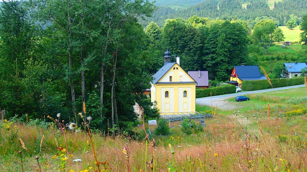 Penzion Pod Zvonem Hynčice pod Sušinou Buitenkant foto