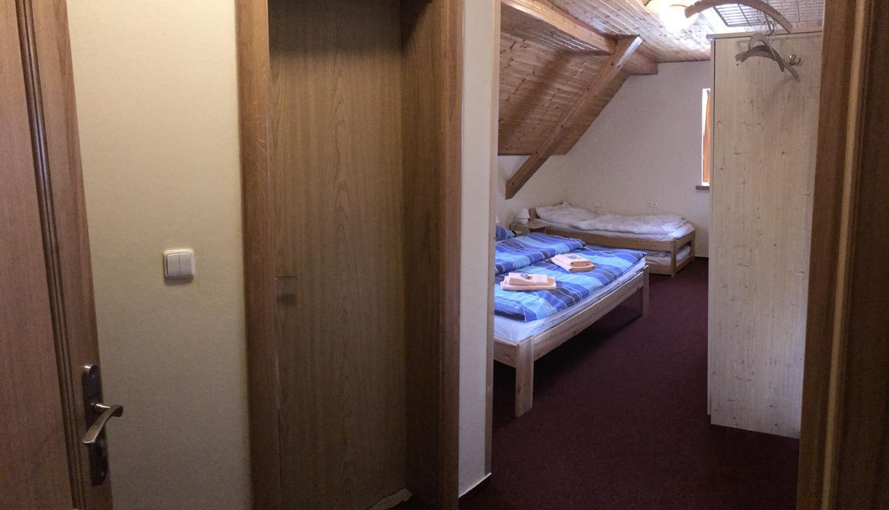 Penzion Pod Zvonem Hynčice pod Sušinou Buitenkant foto