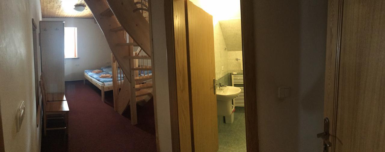 Penzion Pod Zvonem Hynčice pod Sušinou Buitenkant foto